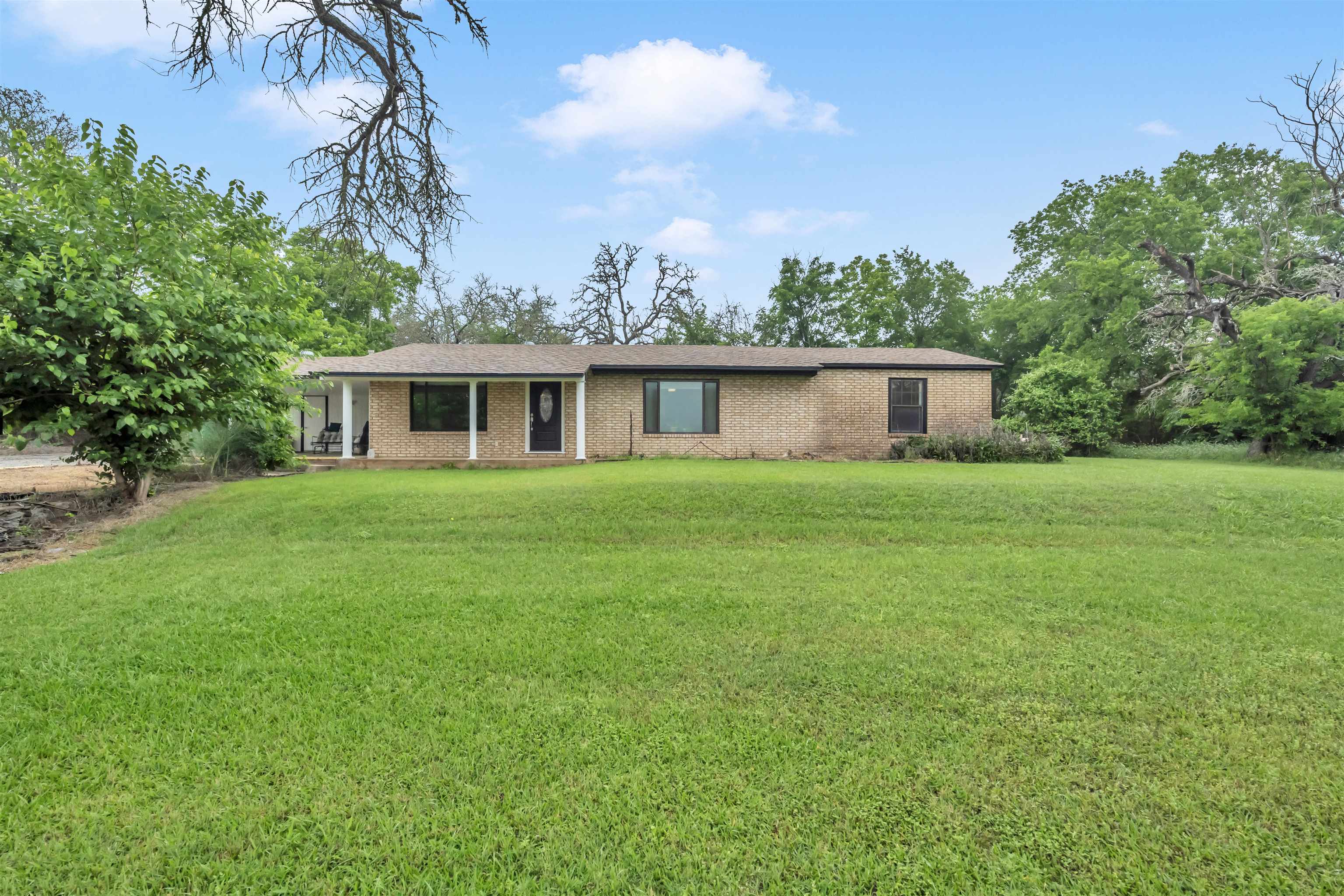 1918 W Highway 29 Burnet TX 78611