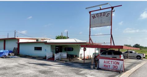 1301 Bessemer Avenue Llano TX 78643