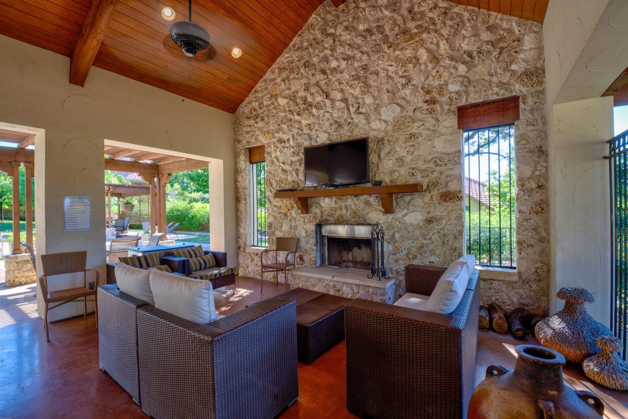 104 Enclave Circle Horseshoe Bay TX 78657