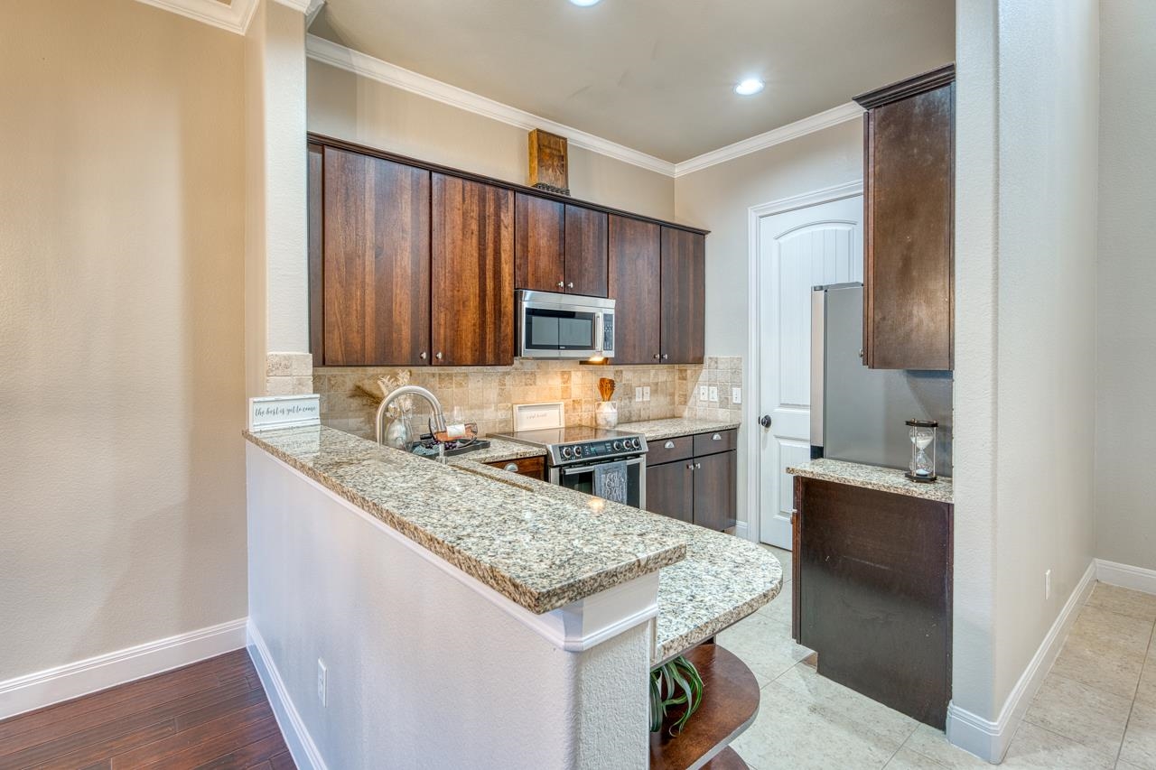 104 Enclave Circle Horseshoe Bay TX 78657