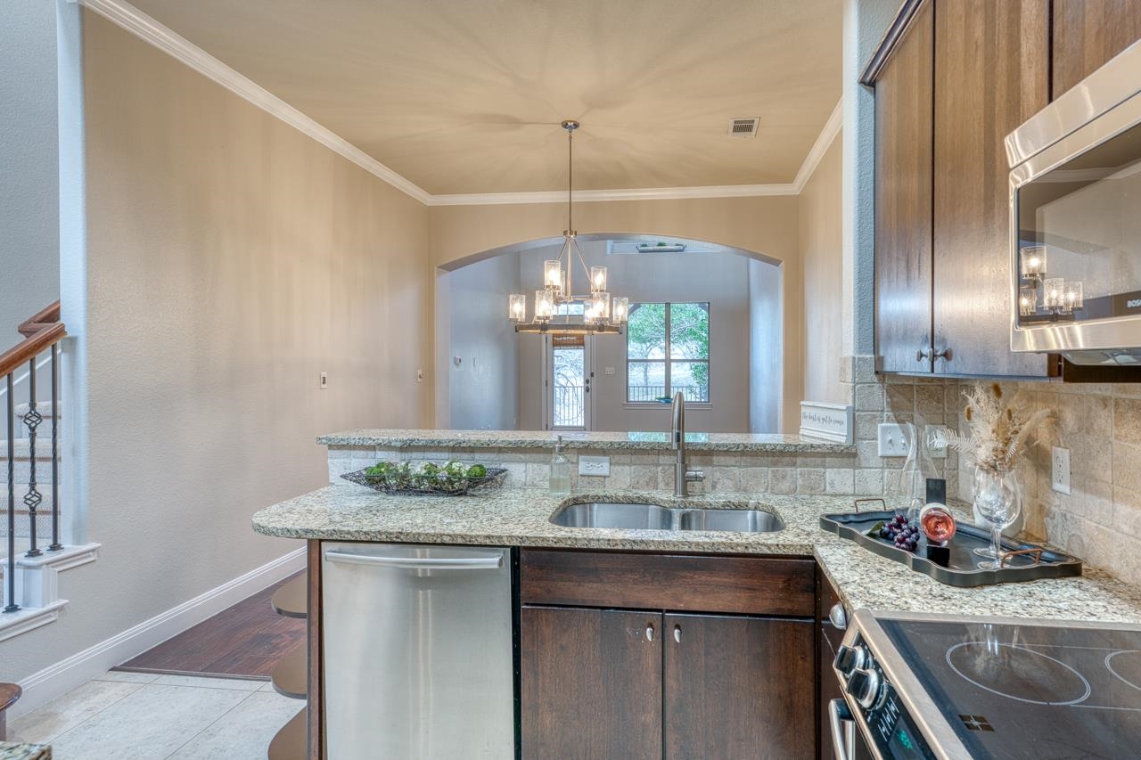 104 Enclave Circle Horseshoe Bay TX 78657