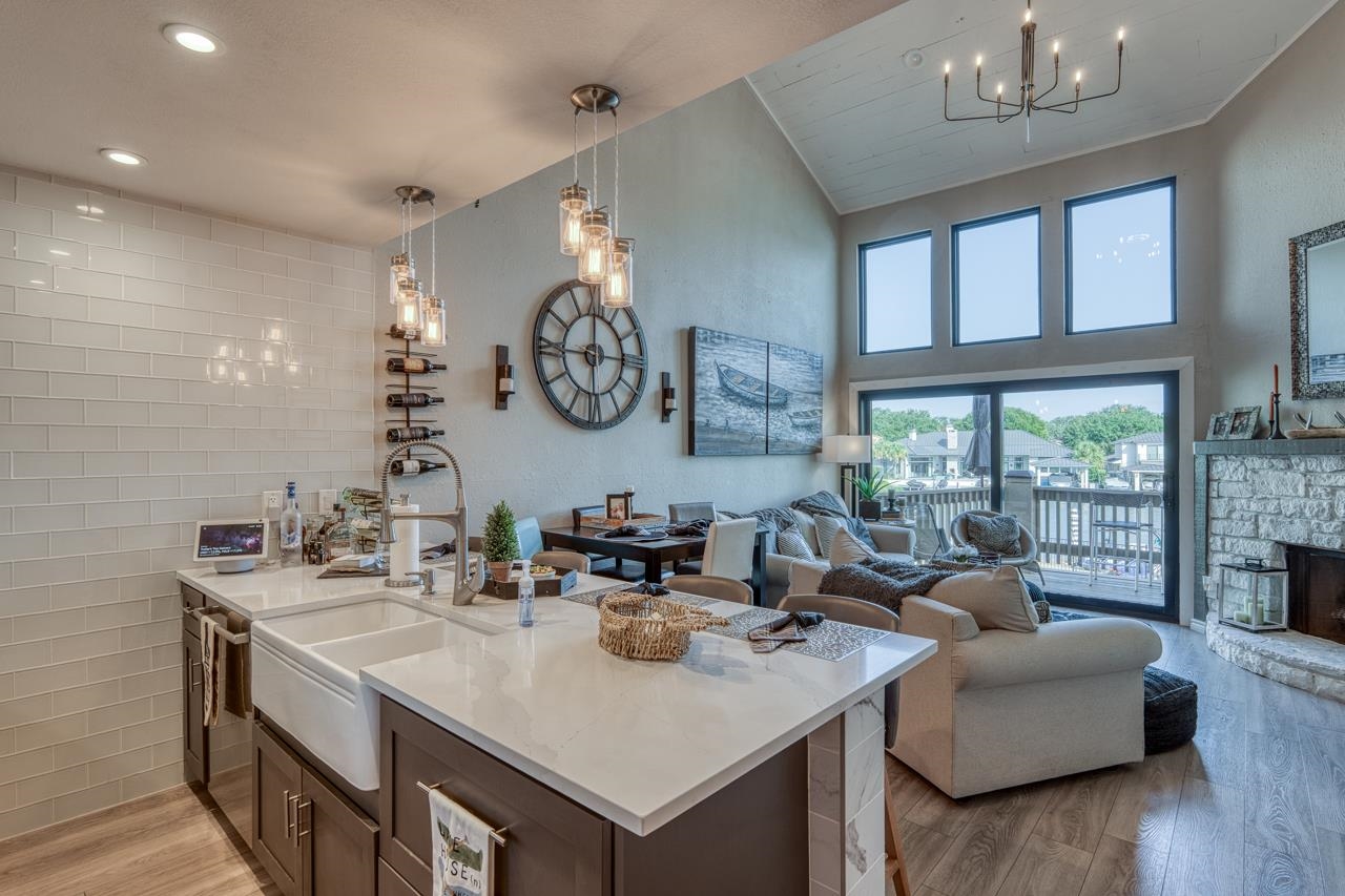 509 Short Circuit #203 Horseshoe Bay TX 78657