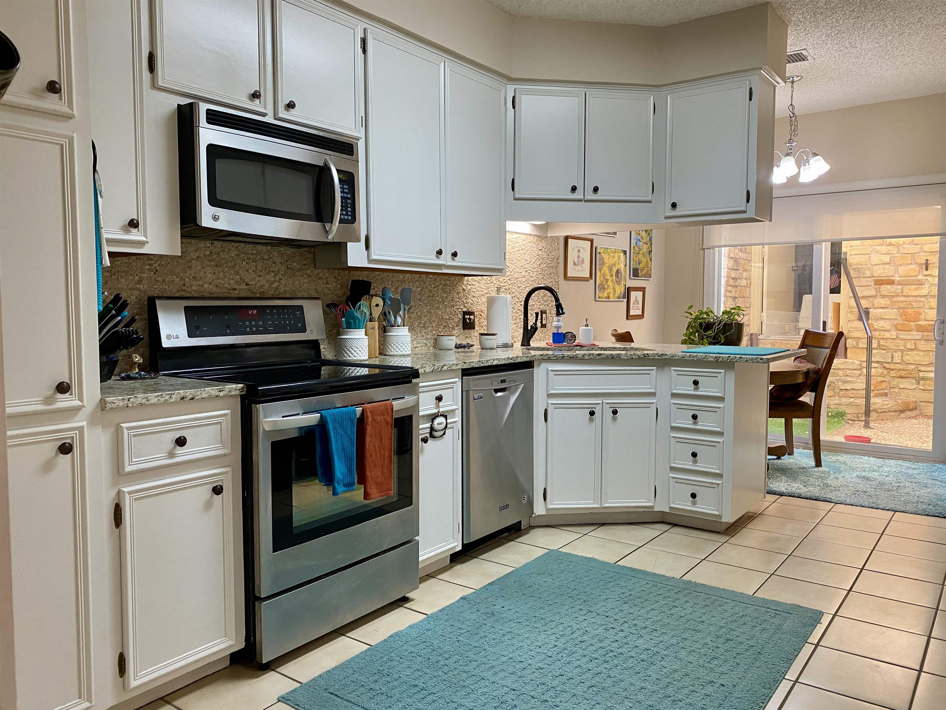 706-A Clayton Nolen Horseshoe Bay TX 78657