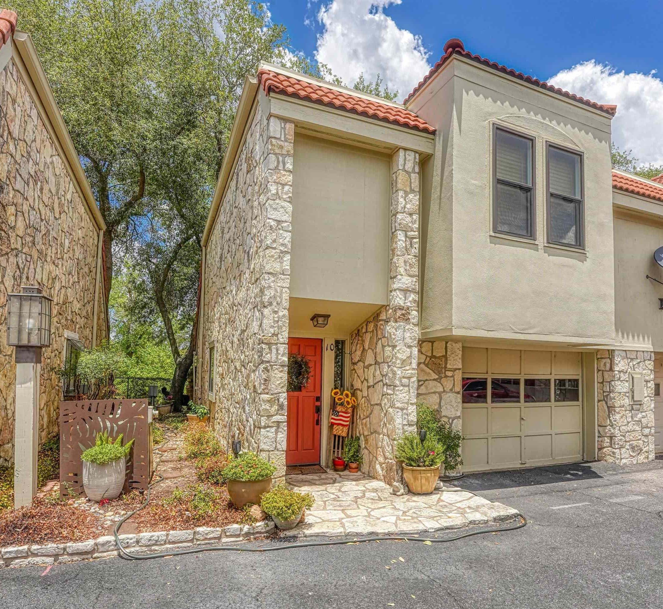 200 Free Rein #10 Horseshoe Bay TX 78657