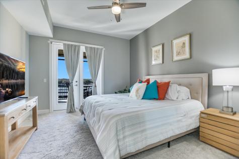 1000 The Cape #33 Horseshoe Bay TX 78657