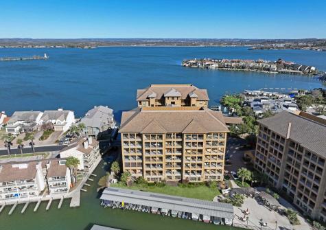 1000 The Cape #33 Horseshoe Bay TX 78657
