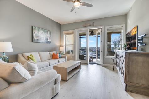 1000 The Cape #33 Horseshoe Bay TX 78657