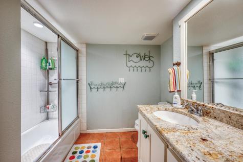 806 Highcrest Unit 13 Granite Shoals TX 78654