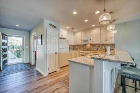 806 Highcrest Unit 13 Granite Shoals TX 78654