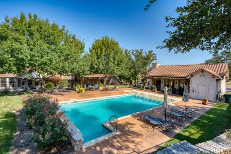 300 Tuscan Drive Horseshoe Bay TX 78657