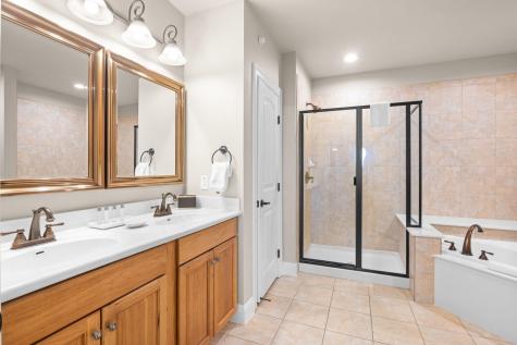 1000 The Cape #12 Horseshoe Bay TX 78657