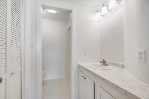 108 Lachite C-290 Horseshoe Bay TX 78657