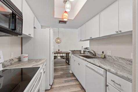 1101 The Cape #6 Horseshoe Bay TX 78657