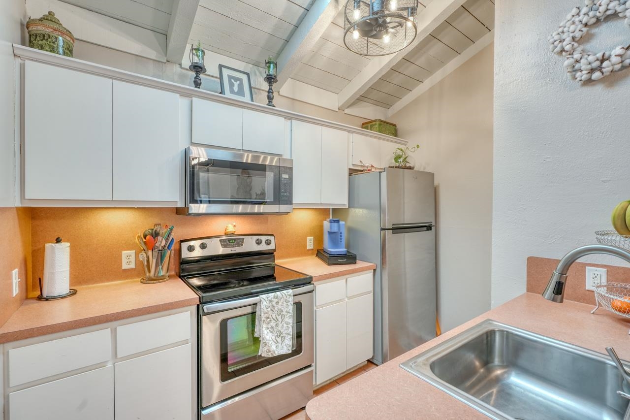 207 Hi Circle N #105 A&b Horseshoe Bay TX 78657