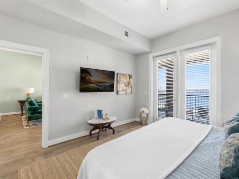 101 West Bank #44 Horseshoe Bay TX 78657