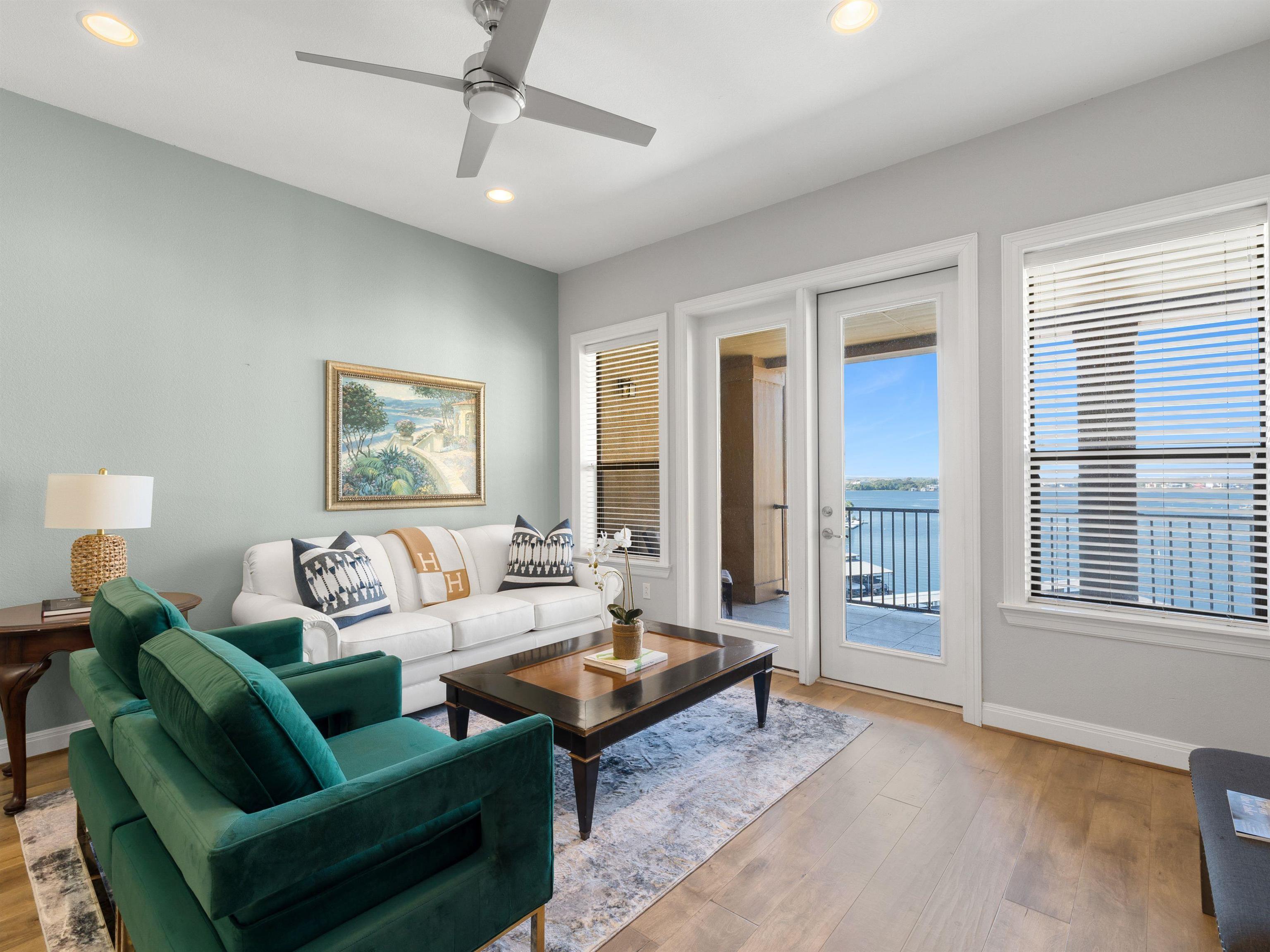 101 West Bank #44 Horseshoe Bay TX 78657