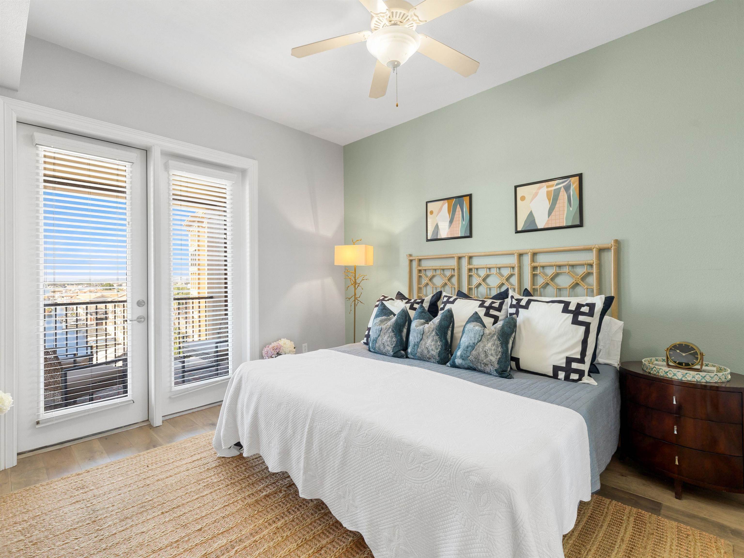 101 West Bank #44 Horseshoe Bay TX 78657