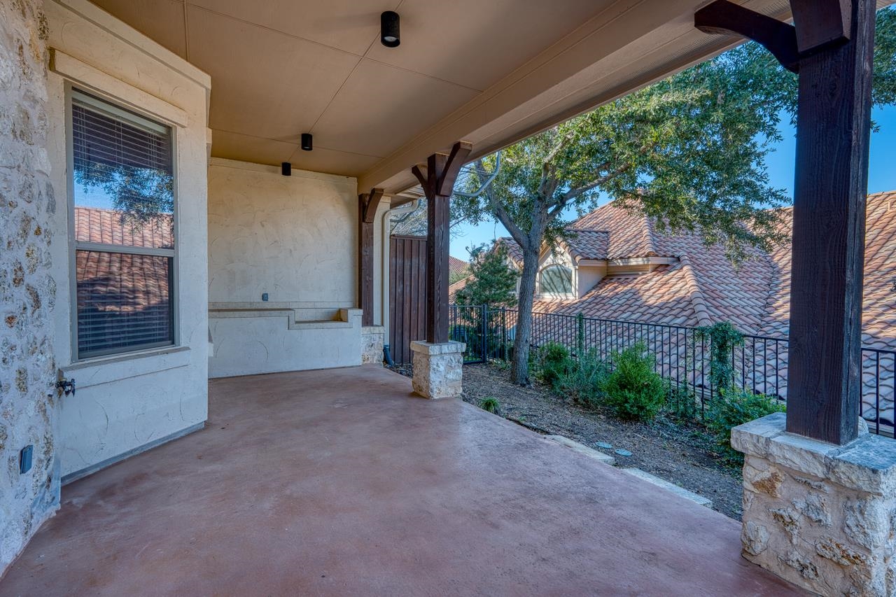 300 Enclave Circle Horseshoe Bay TX 78657