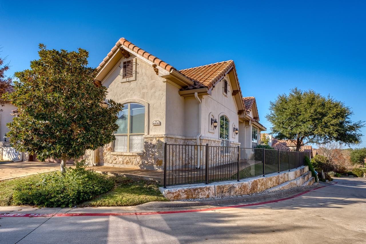 300 Enclave Circle Horseshoe Bay TX 78657