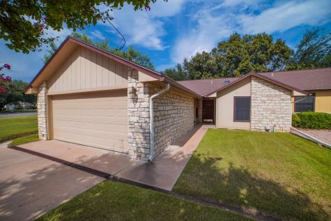 26 Fairway Lane Meadowlakes TX 78654