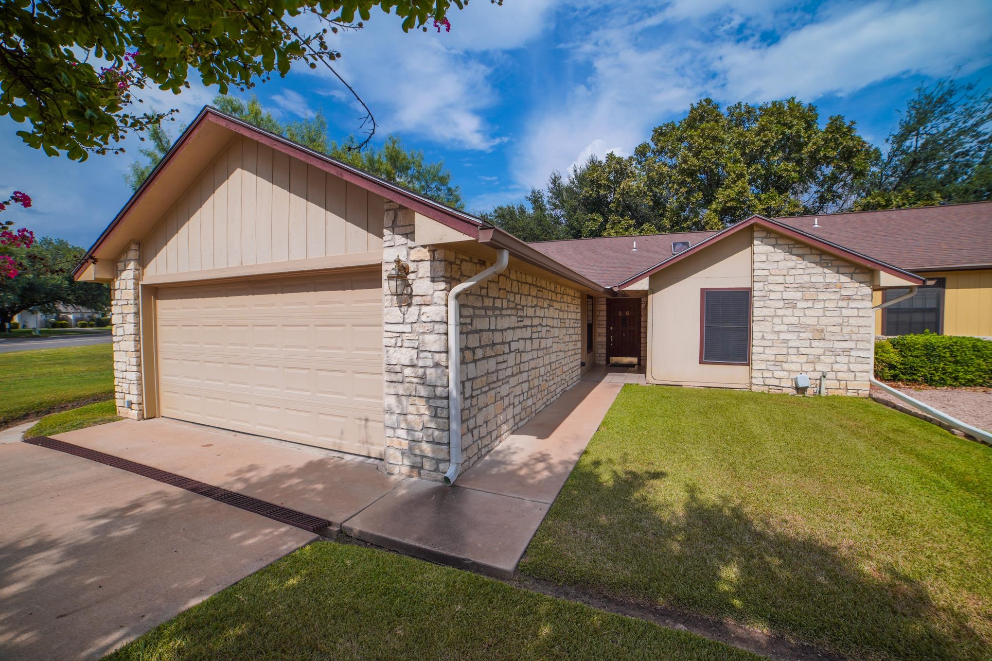 26 Fairway Lane Meadowlakes TX 78654