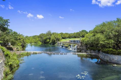 1000 The Cape Unit 36 Horseshoe Bay TX 78657