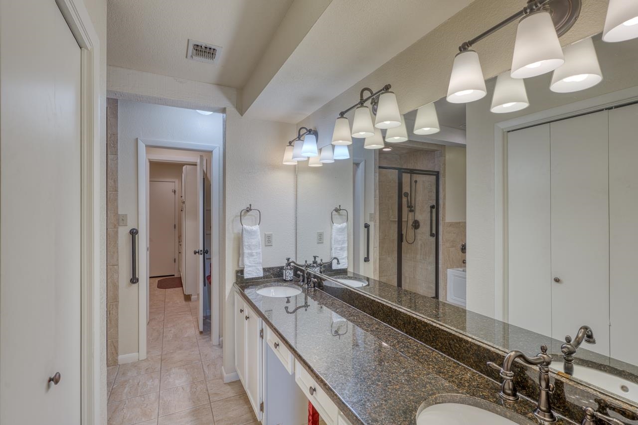 1406 Broken Hills #22 Horseshoe Bay TX 78657