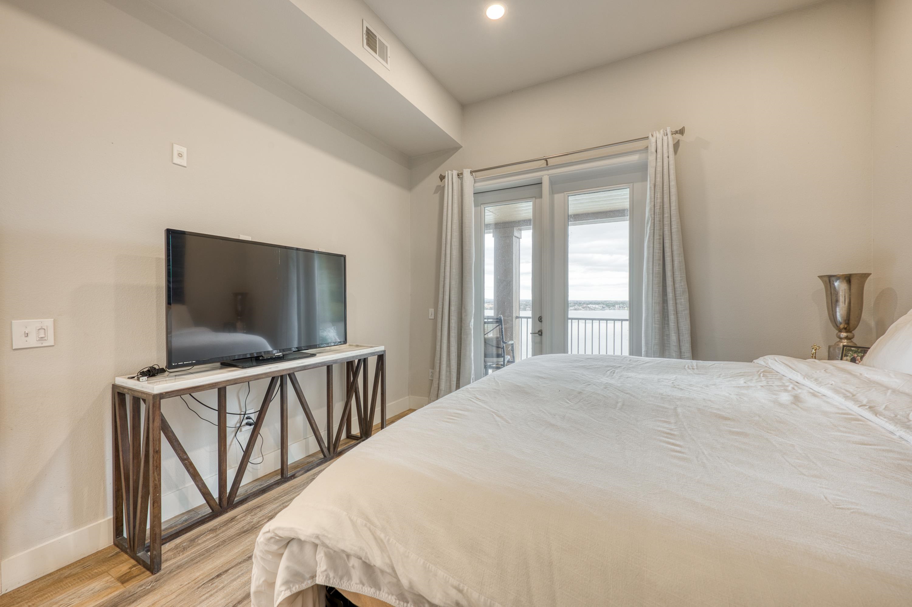 101 West Bank #64 Horseshoe Bay TX 78657