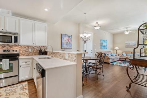 1001 The Cape #16 Horseshoe Bay TX 78657