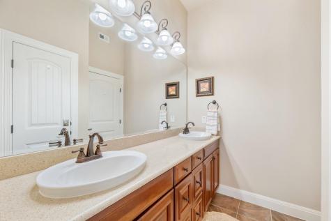 1001 The Cape #16 Horseshoe Bay TX 78657