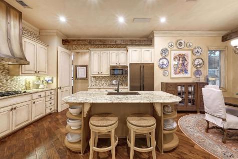 2305 Barton Creek #29 Boulevard Austin TX 78735