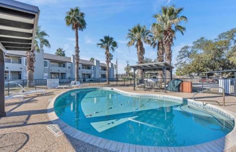 604 Highcrest # 213 Drive Granite Shoals TX 78654