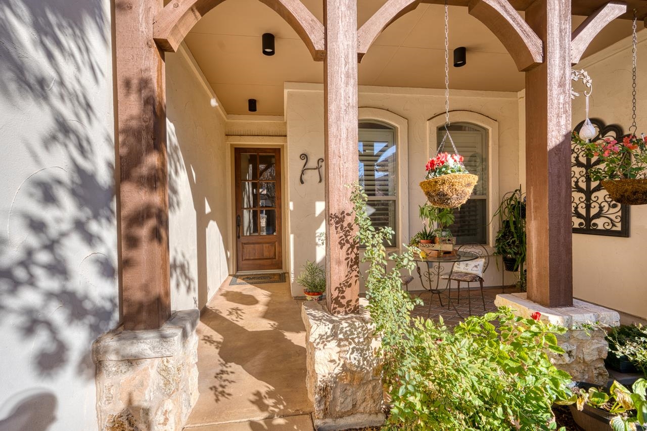 302 Enclave Circle Horseshoe Bay TX 78657