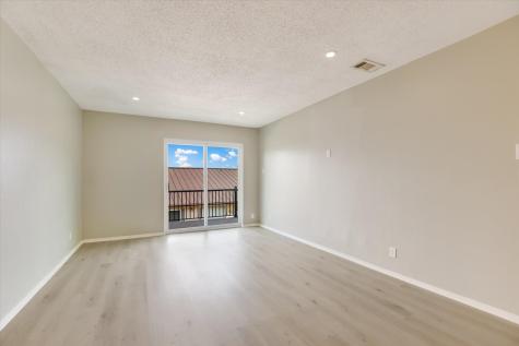 1210 Hi Stirrup #205 Horseshoe Bay TX 78657