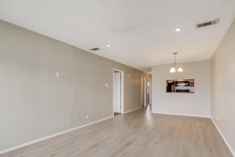 1210 Hi Stirrup #205 Horseshoe Bay TX 78657