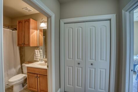 101 West Bank #22 Horseshoe Bay TX 78657