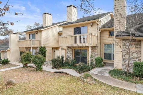 1201 Hi Stirrup #104 Horseshoe Bay TX 78657