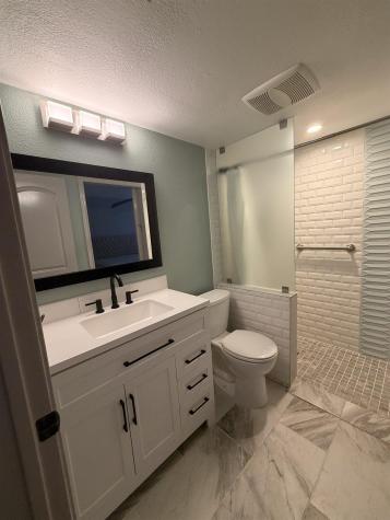 1100 The Cape #201 Horseshoe Bay TX 78657