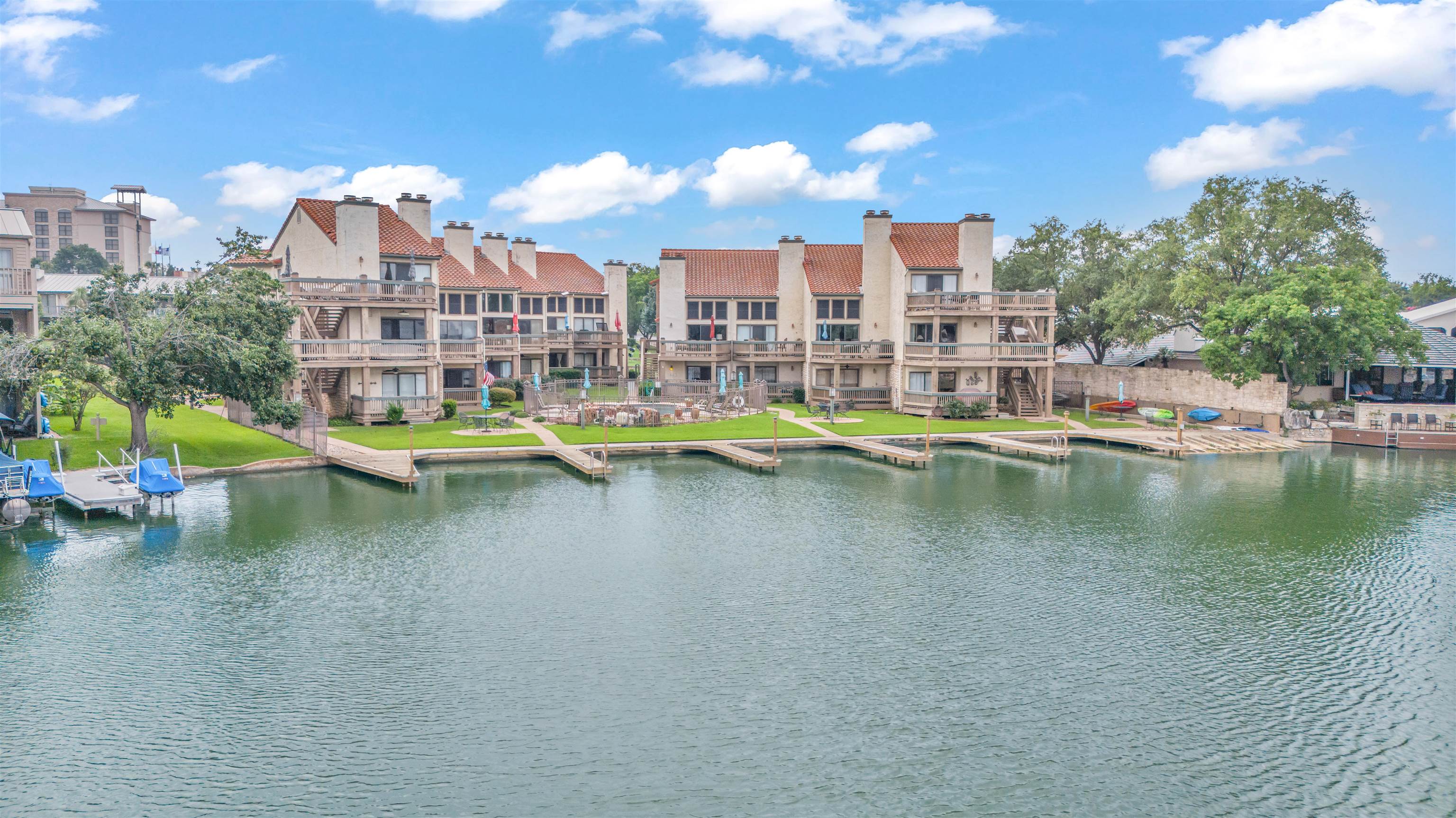 509 Short Circuit Horseshoe Bay TX 78657