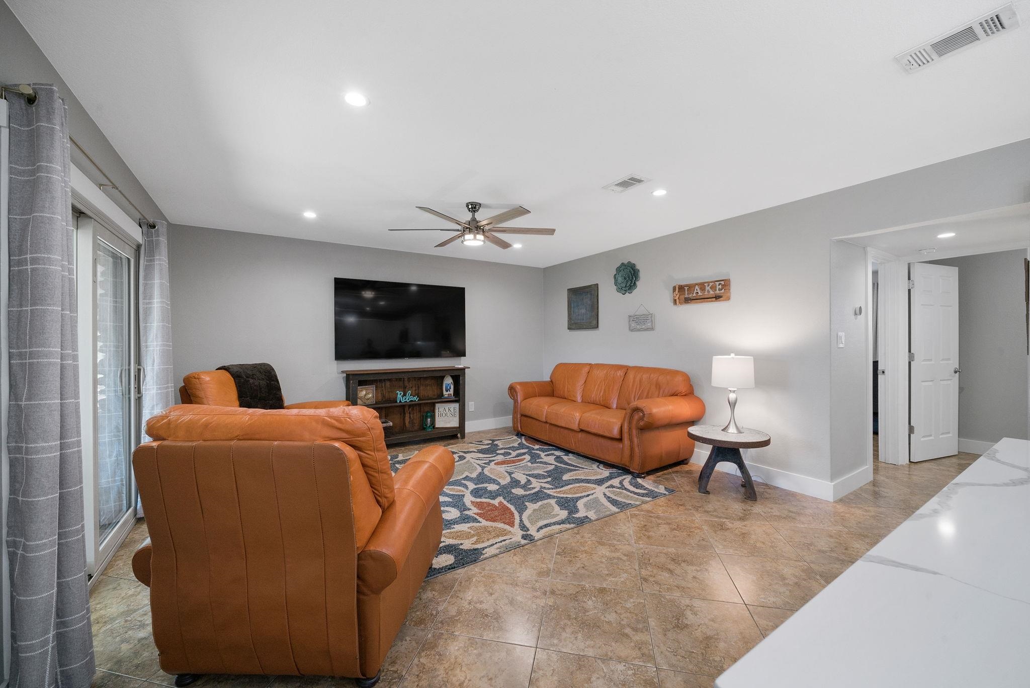 1500 Ranch Road 1431, Unit 103 Kingsland TX 78639