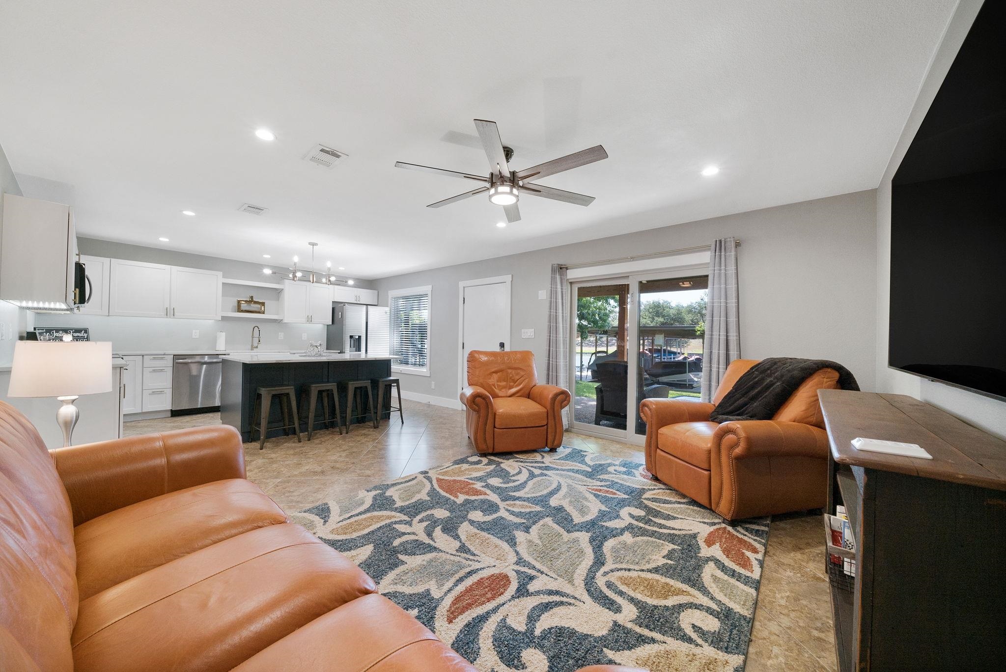 1500 Ranch Road 1431, Unit 103 Kingsland TX 78639
