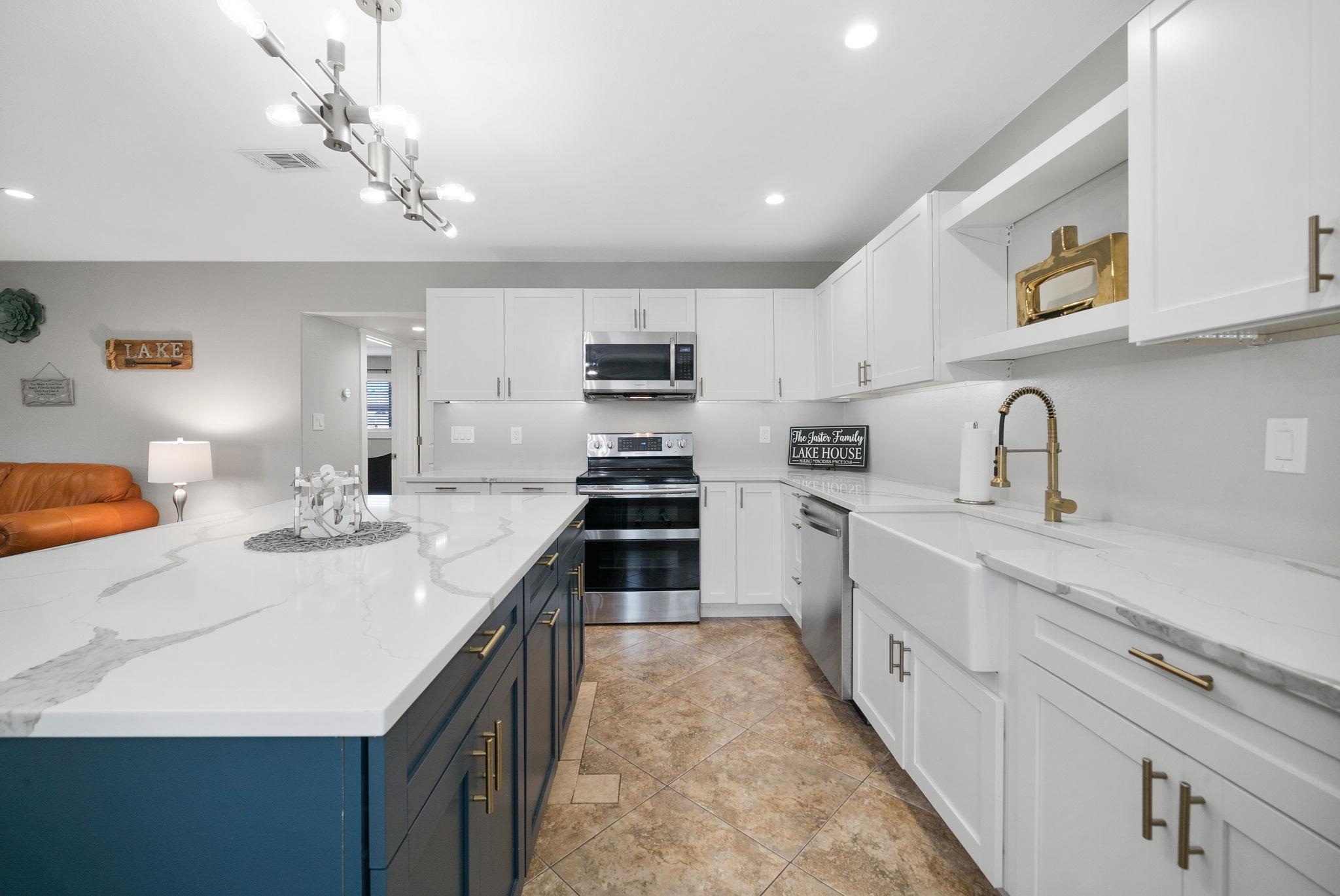 1500 Ranch Road 1431, Unit 103 Kingsland TX 78639