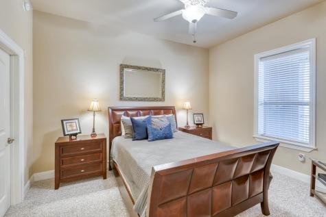 1000 The Cape #24 Horseshoe Bay TX 78657