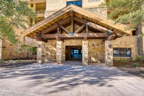 1000 The Cape #24 Horseshoe Bay TX 78657