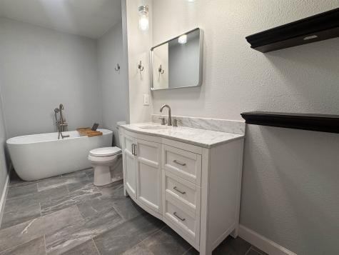 1215 Hi Stirrup Horseshoe Bay TX 78657