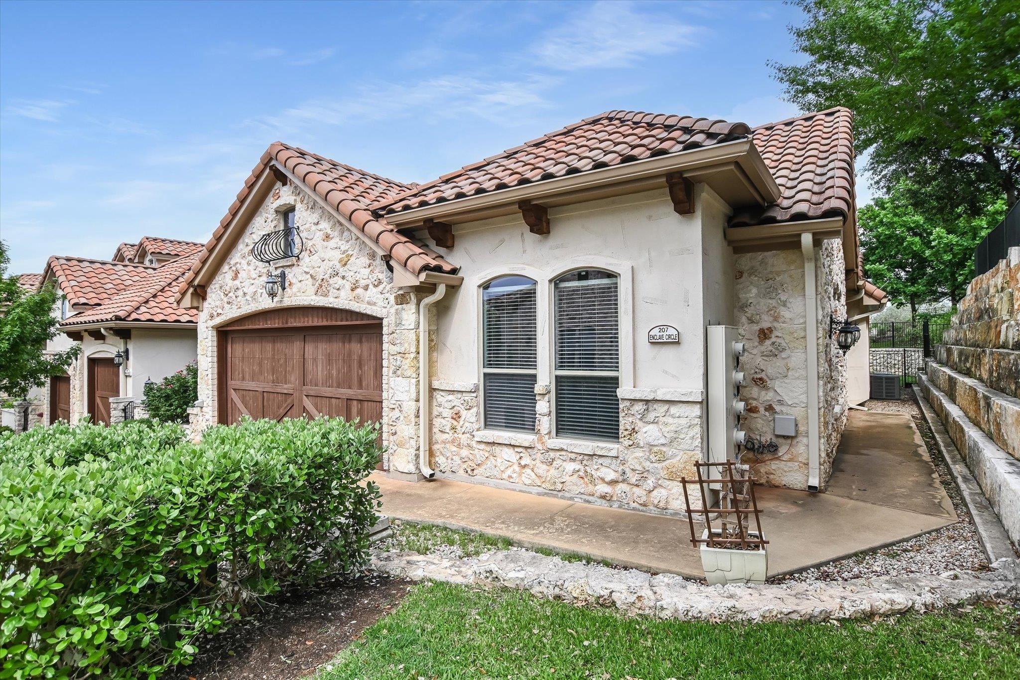 207 Enclave Circle Horseshoe Bay TX 78657