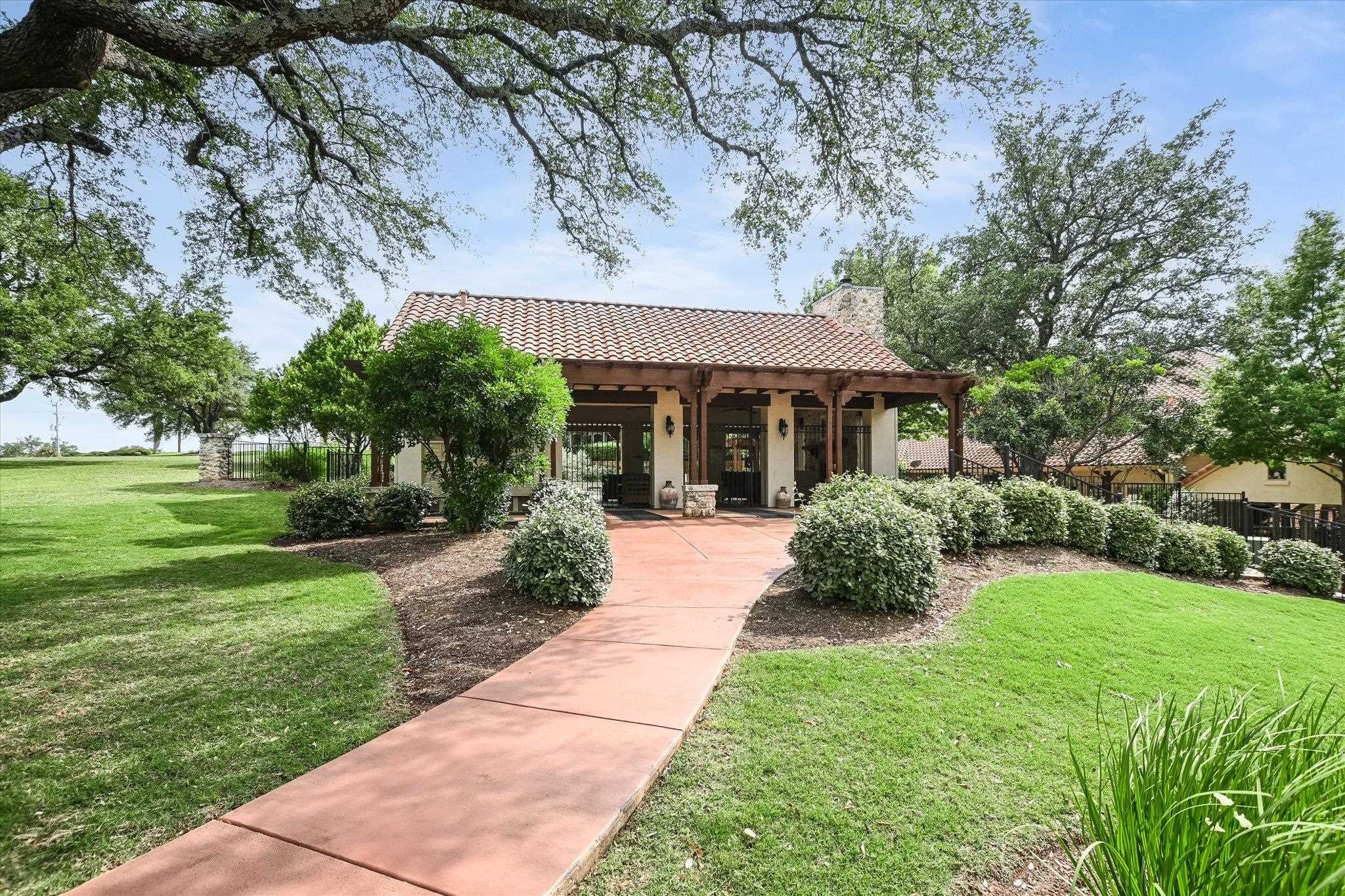 207 Enclave Circle Horseshoe Bay TX 78657