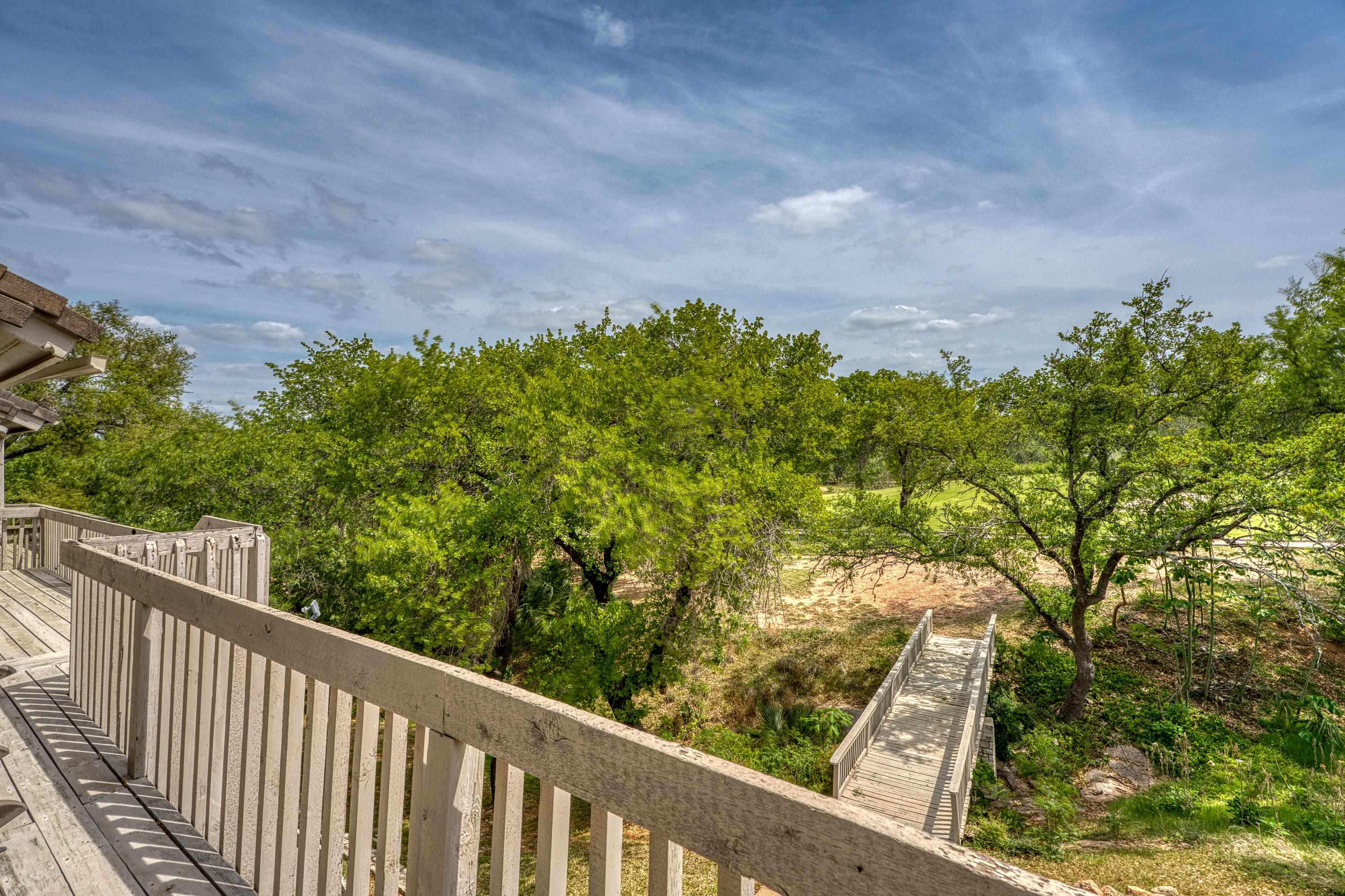 123 Lost Spur Horseshoe Bay TX 78657
