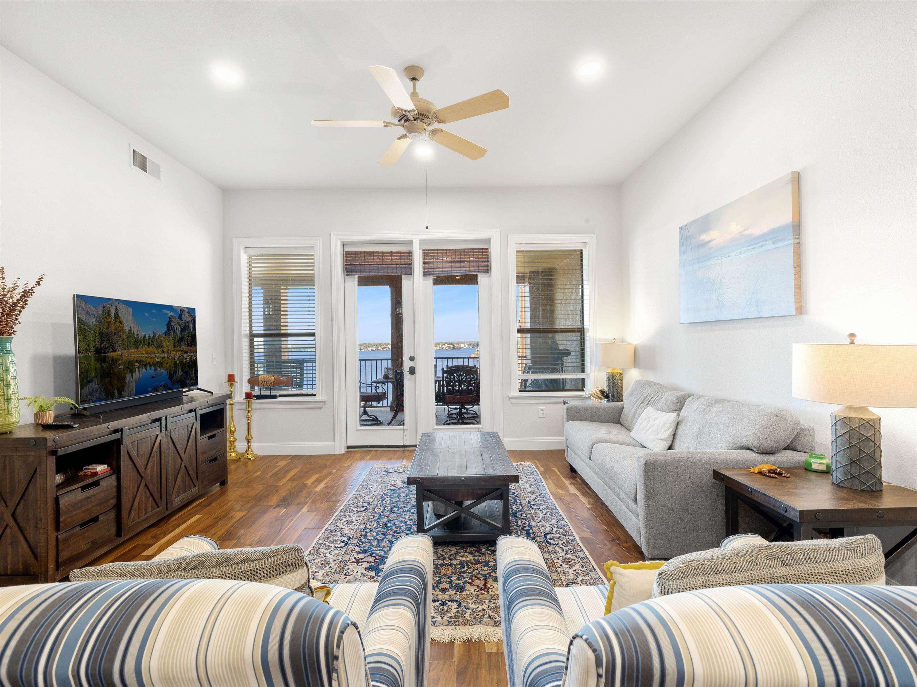 101 West Bank #43 Horseshoe Bay TX 78657