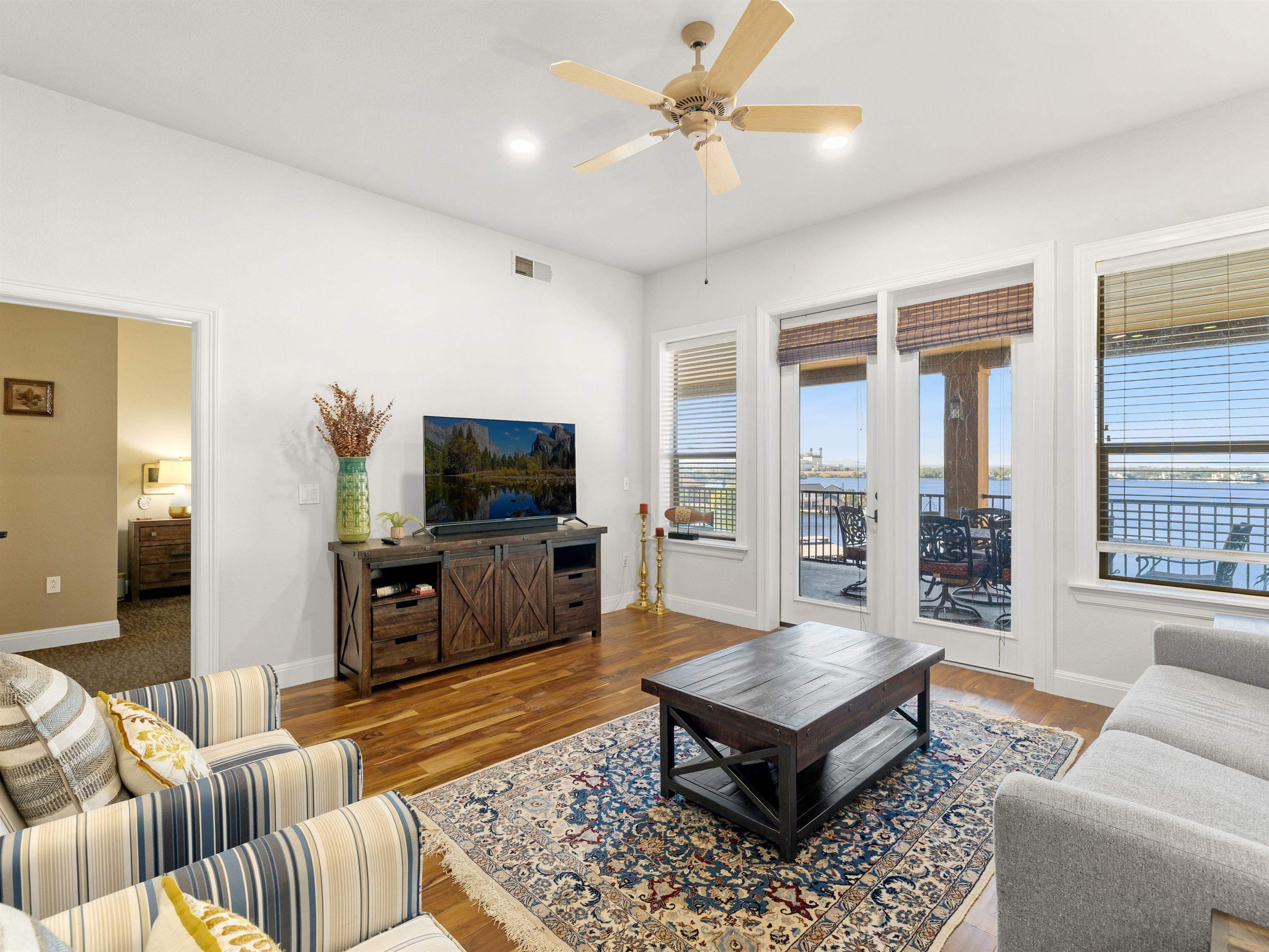 101 West Bank #43 Horseshoe Bay TX 78657